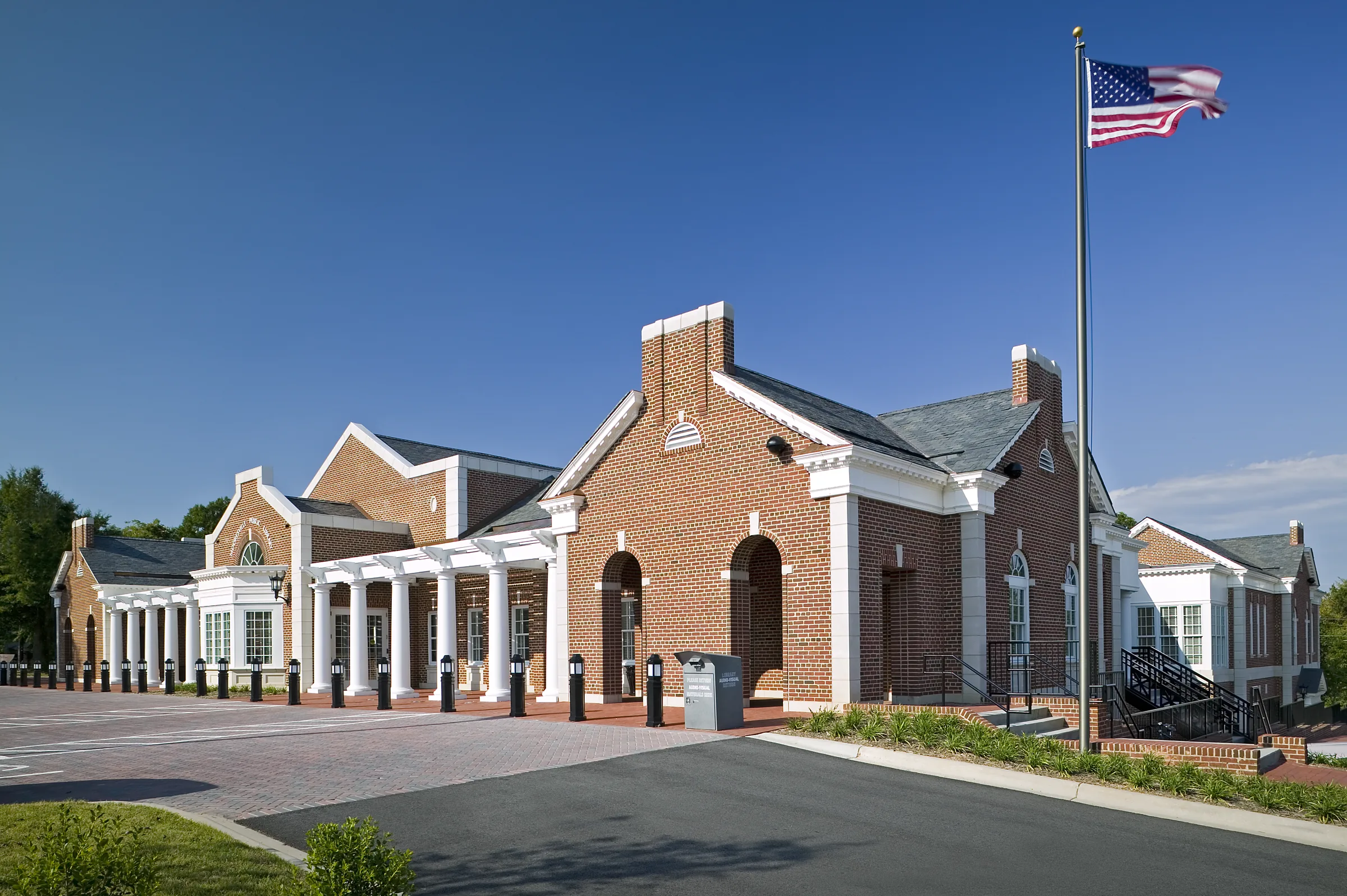 Mooresville Library photo 2