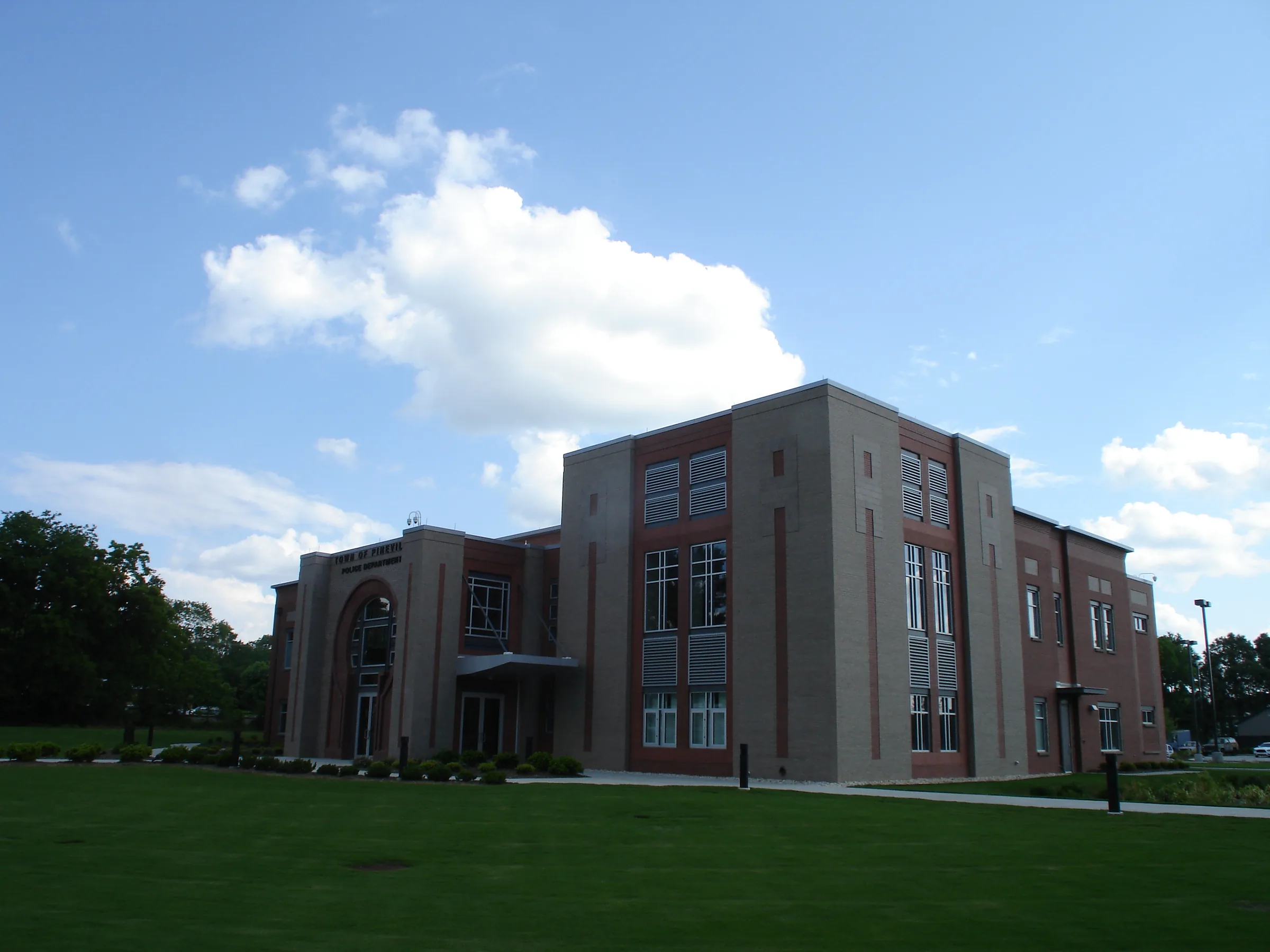 Pineville Police Department photo 8