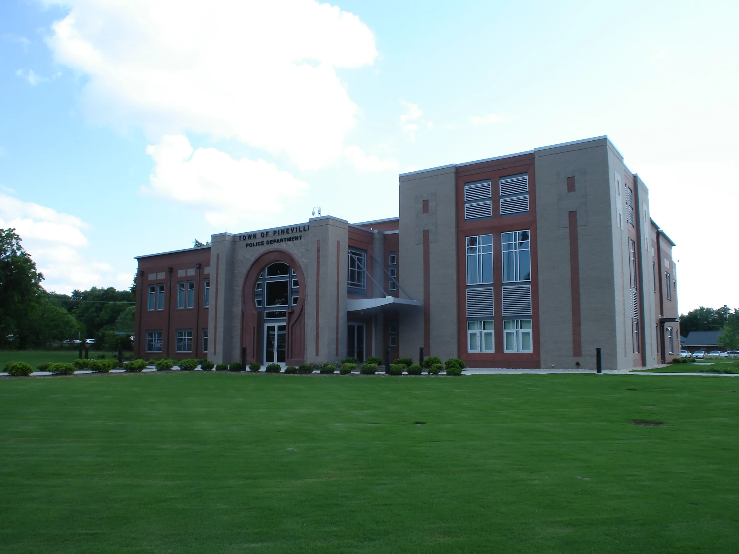Pineville Police Department photo 10